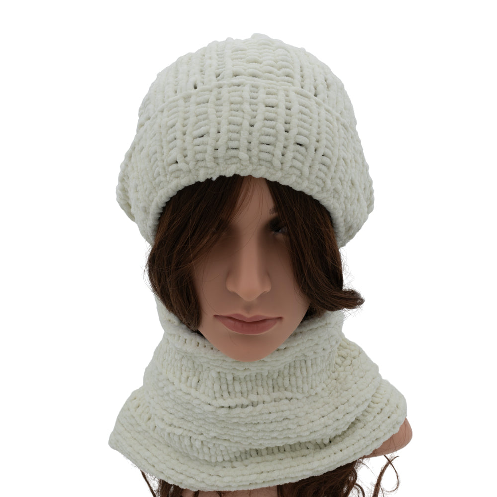 Velvety Soft Beanie & Neck Warmer Set | Pink